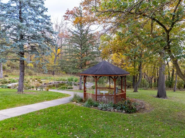 $1,500,000 | 5650 Weatherhill Road Southwest, Rochester, MN 55902