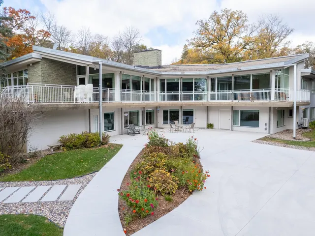 $1,500,000 | 5650 Weatherhill Road Southwest, Rochester, MN 55902