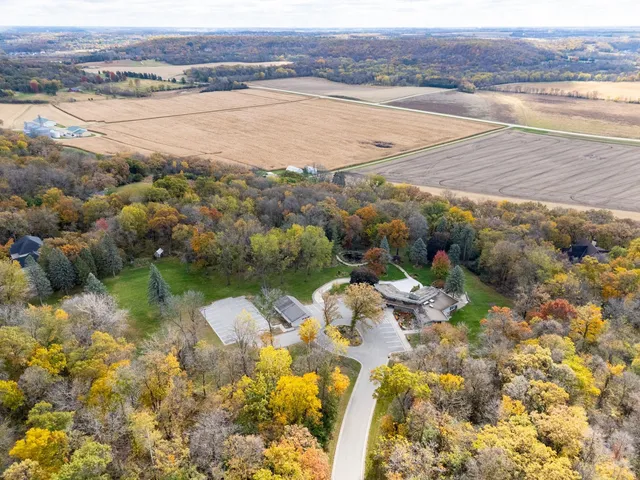 $1,500,000 | 5650 Weatherhill Road Southwest, Rochester, MN 55902