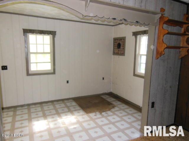 900 West 3rd Street Flora, IL 62839 - Photo 27 of 48 Gallery Image 27