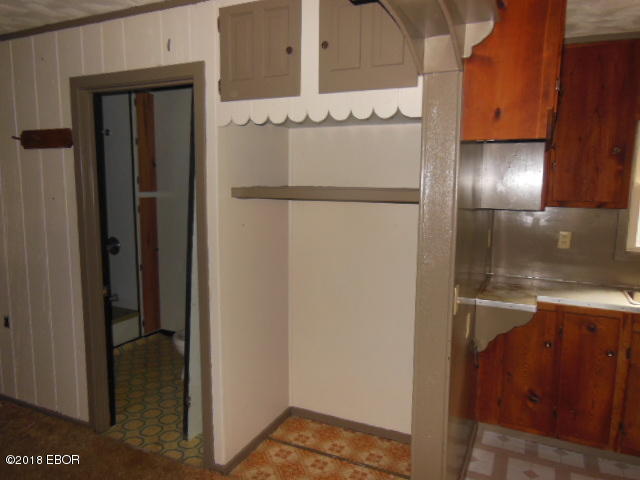 900 West 3rd Street Flora, IL 62839 - Photo 29 of 48 Gallery Image 29