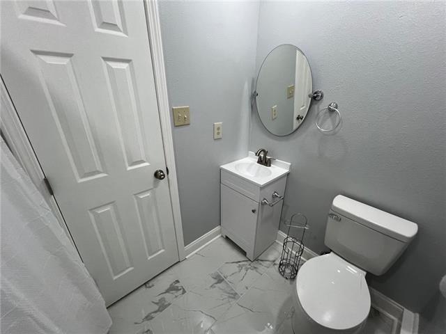 405 Lynnmeade Road Gretna, LA 70056 - Photo 3 of 6