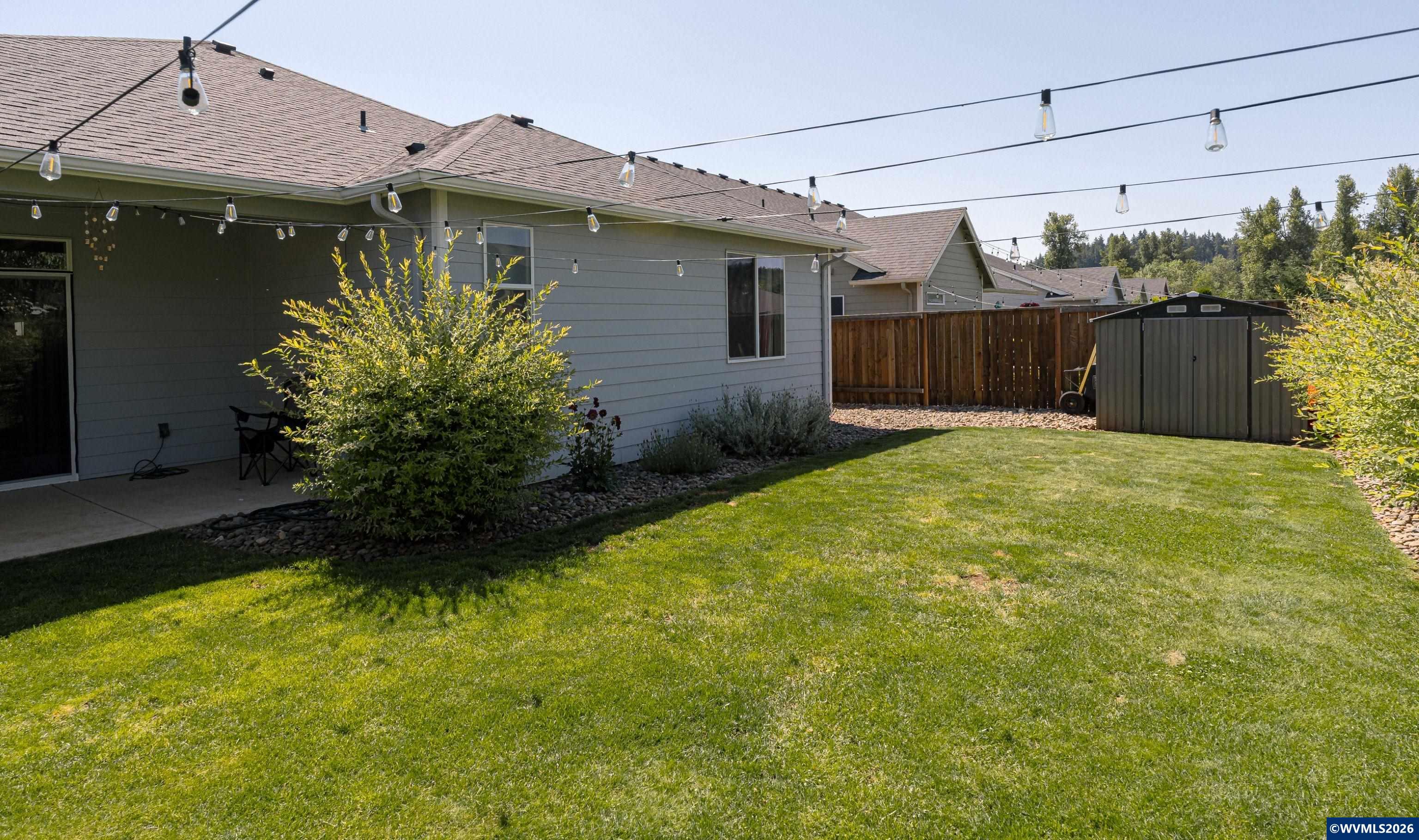 301 Southwest Applegate Trail Drive Dallas, OR 97338 - Photo 29 of 34