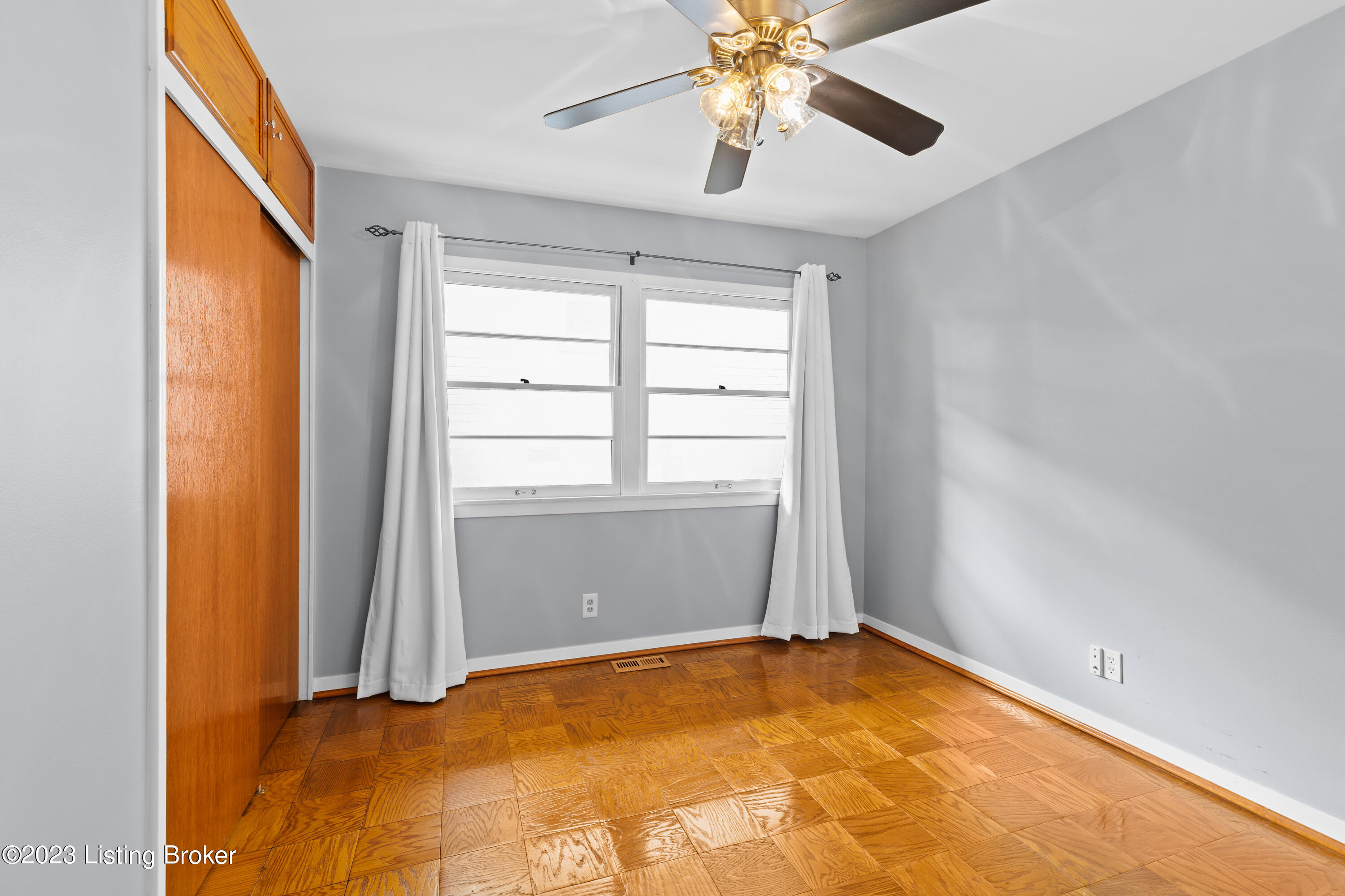 1909 Millgate Road Louisville, KY 40223 - Photo 20 of 34 1909 Millgate Rd-26