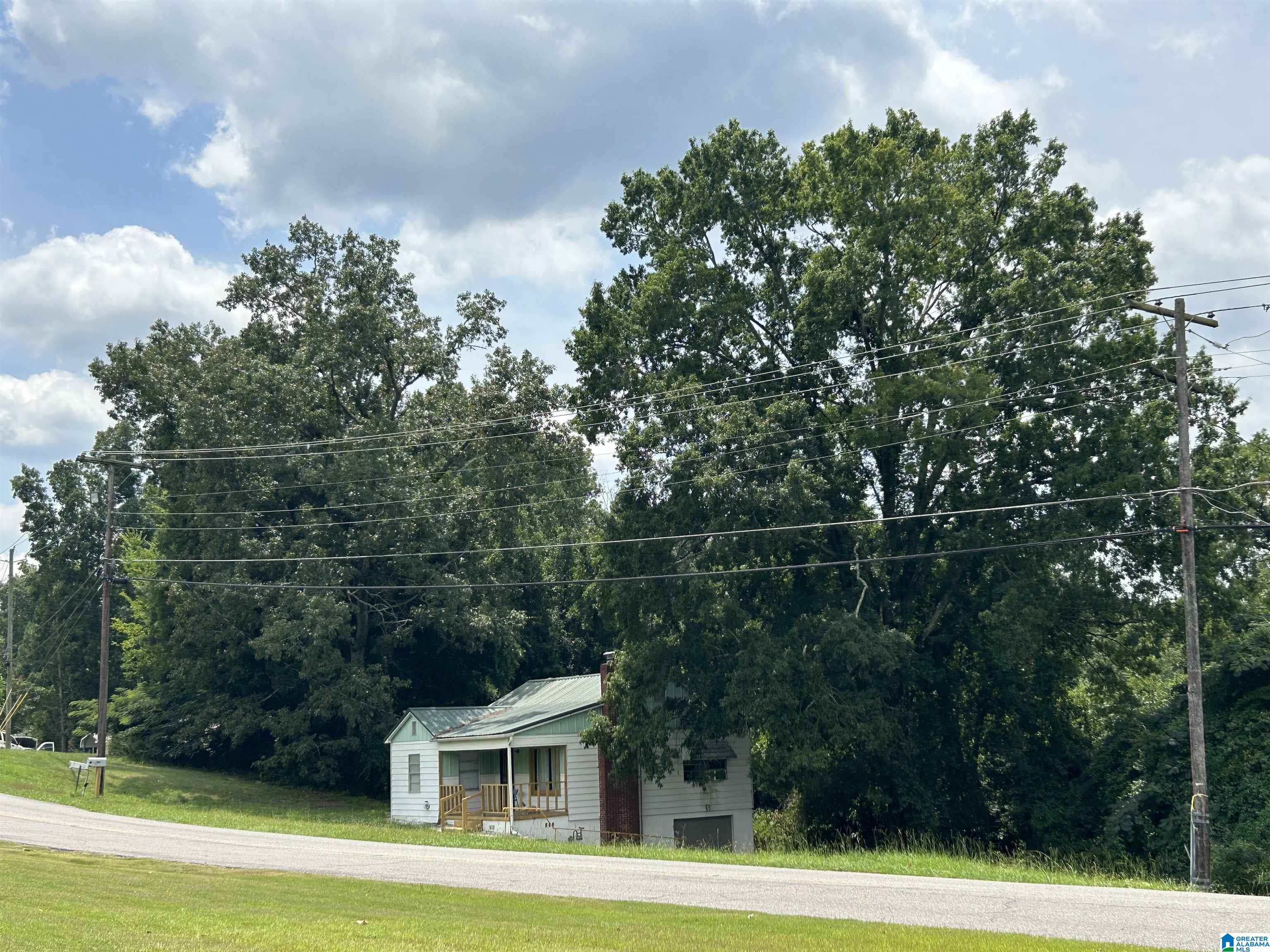4730 Saks Road Anniston, AL 36206 - Photo 2 of 18