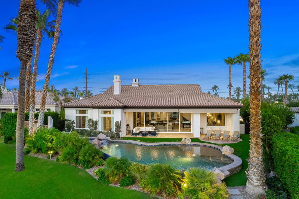 56495 Mountain La La Quinta, CA 92253 - Photo 21 of 56 a front view of a house with swimming pool