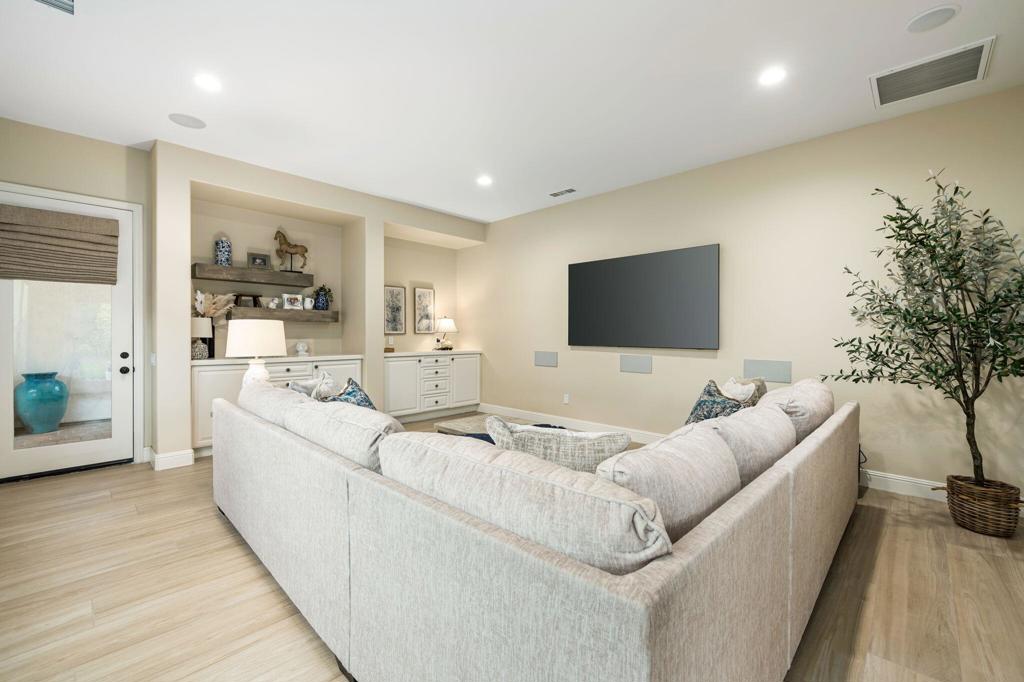 56495 Mountain La La Quinta, CA 92253 - Photo 53 of 56 a living room with furniture and a flat screen tv