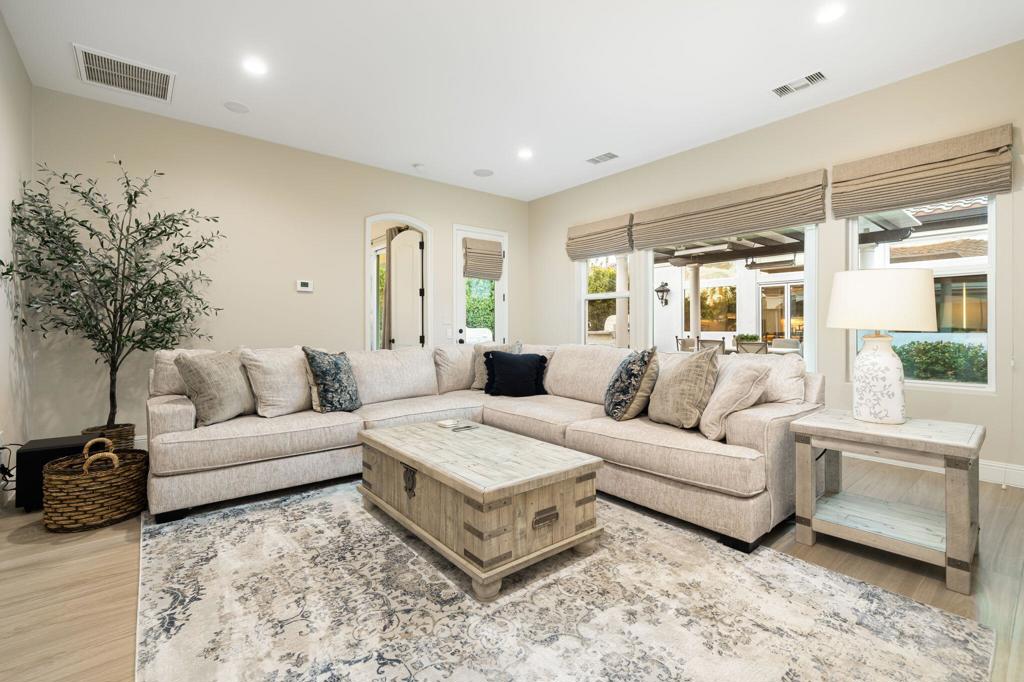 56495 Mountain La La Quinta, CA 92253 - Photo 54 of 56 a living room with furniture and a large window