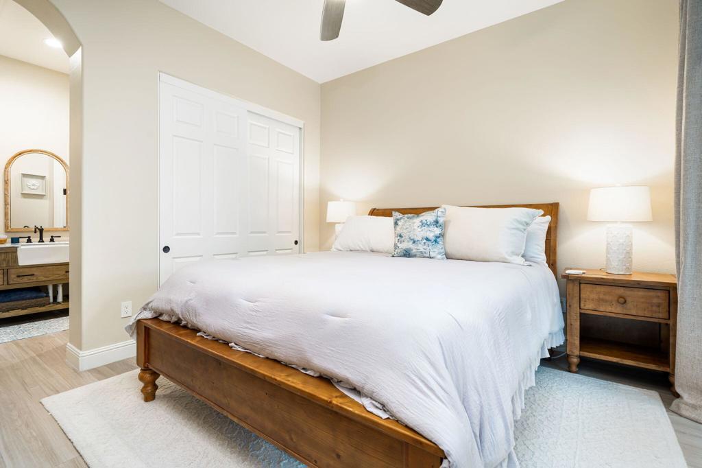 56495 Mountain La La Quinta, CA 92253 - Photo 55 of 56 a spacious bedroom with a bed and a dresser