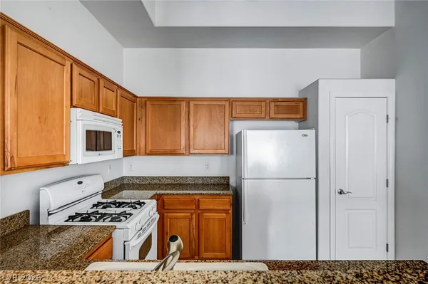 $1,475 | 8985 South Durango Drive, Unit 2102, Las Vegas, NV 89113