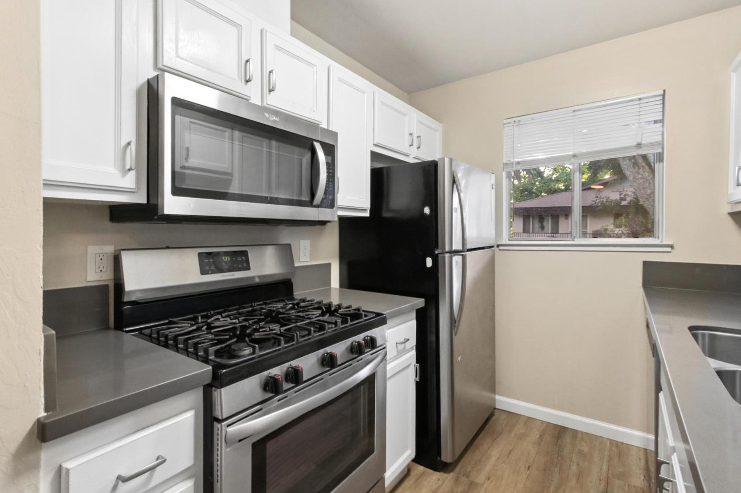 2911 Austin Street, Unit 4 Davis, CA 95618 - Photo 13 of 35