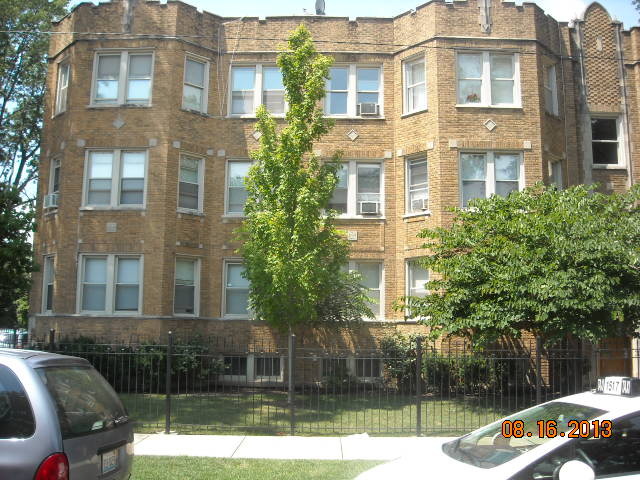 4554 West George Street, Unit 1 Chicago, IL 60641 - Photo 1 of 5