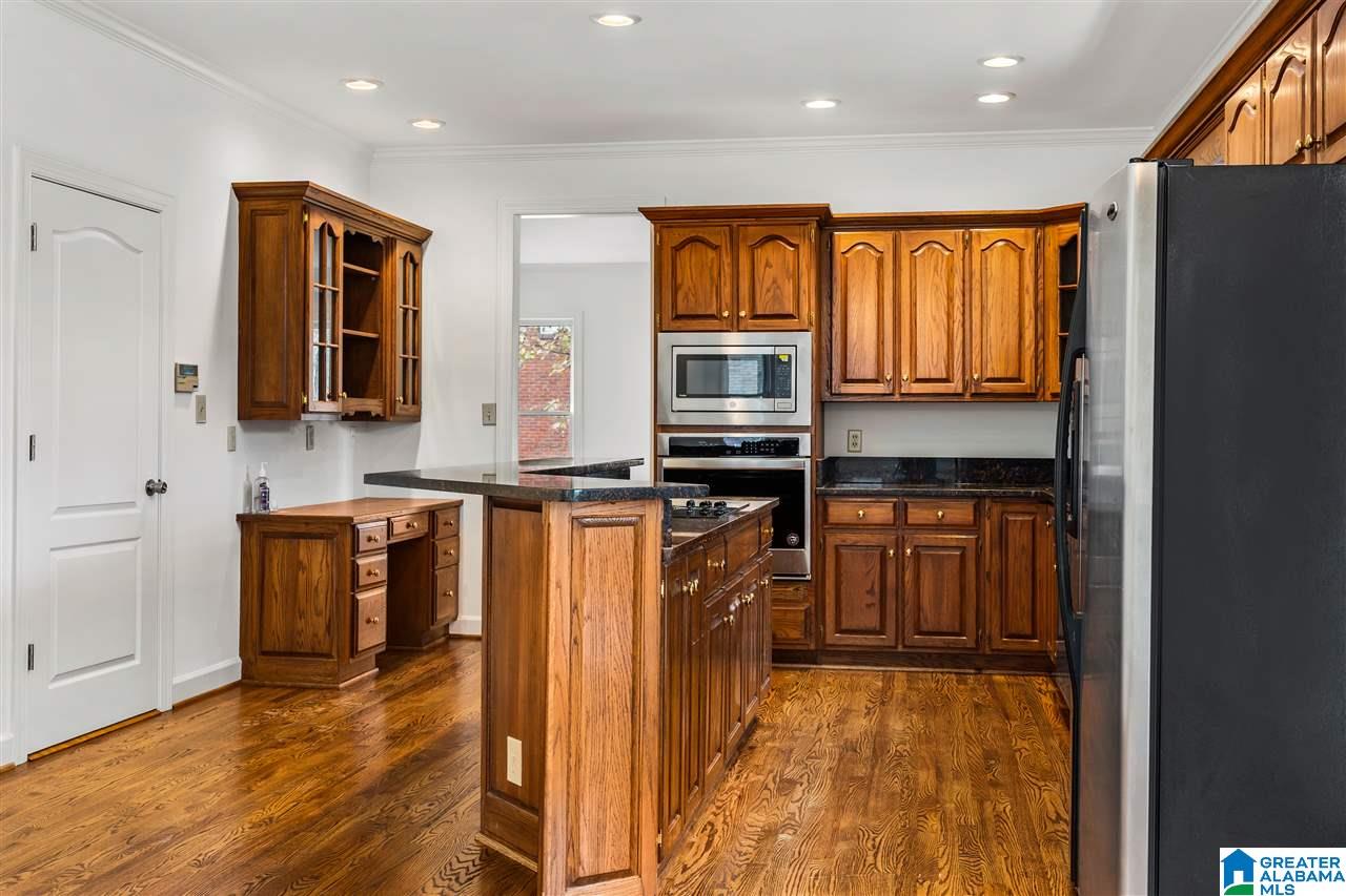 321 Trace Ridge Road Birmingham, AL 35244 - Photo 18 of 34
