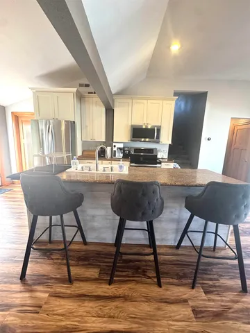 $284,000 | 400 South Marquette Road, Prairie du Chien, WI 53821