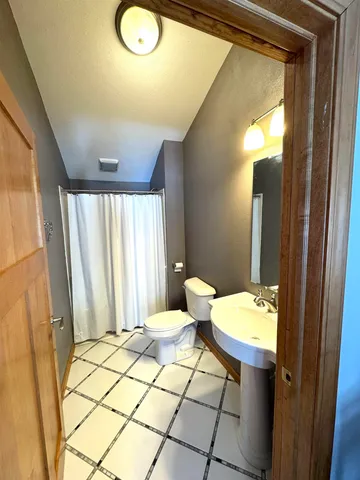 $284,000 | 400 South Marquette Road, Prairie du Chien, WI 53821