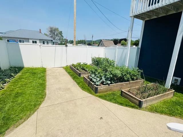 $284,000 | 400 South Marquette Road, Prairie du Chien, WI 53821