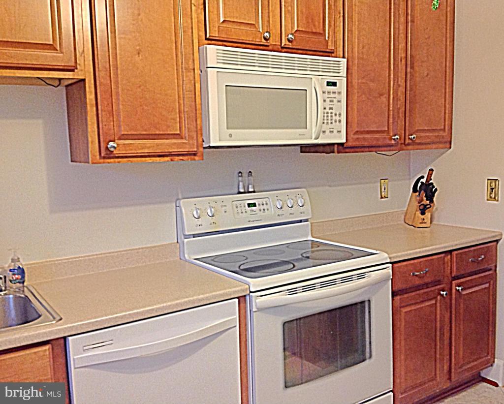 15805 Kerr Road Laurel, MD 20707 - Photo 9 of 25 Kitchen