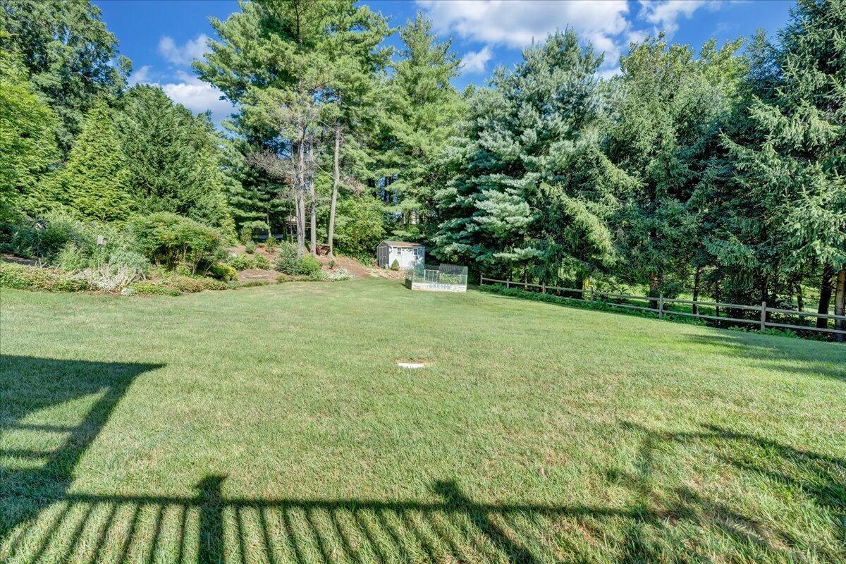 3757 Heritage Road Southwest Roanoke, VA 24015 - Photo 23 of 66 46-MIB00117