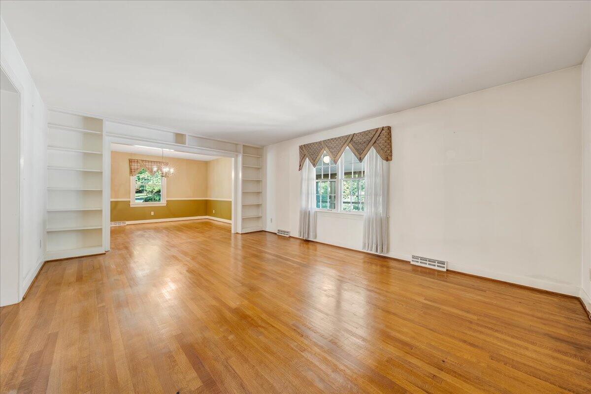 3757 Heritage Road Southwest Roanoke, VA 24015 - Photo 44 of 66 18-MIB09993