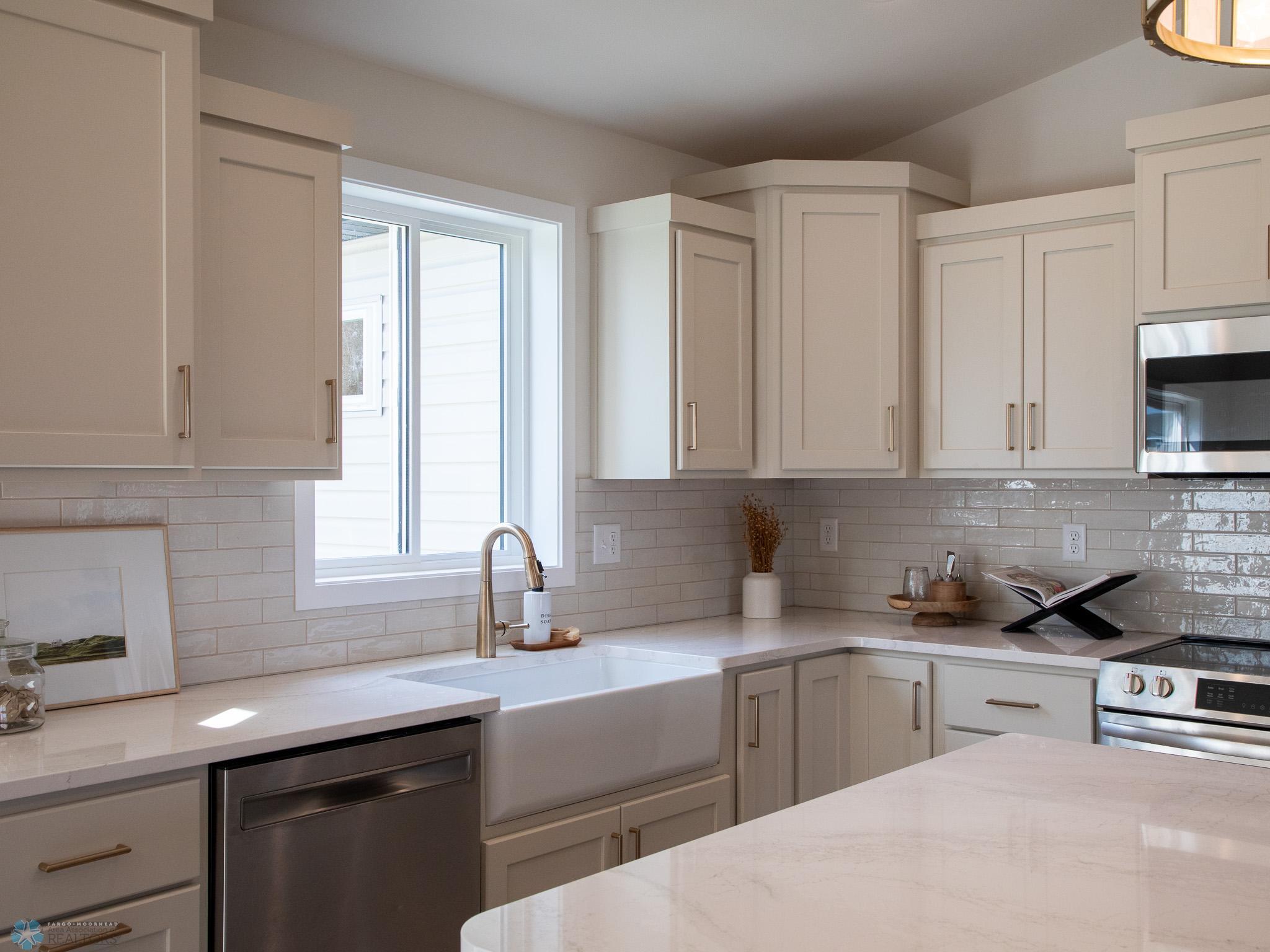 3612 Decorah Way South Fargo, ND 58104 - Photo 29 of 55