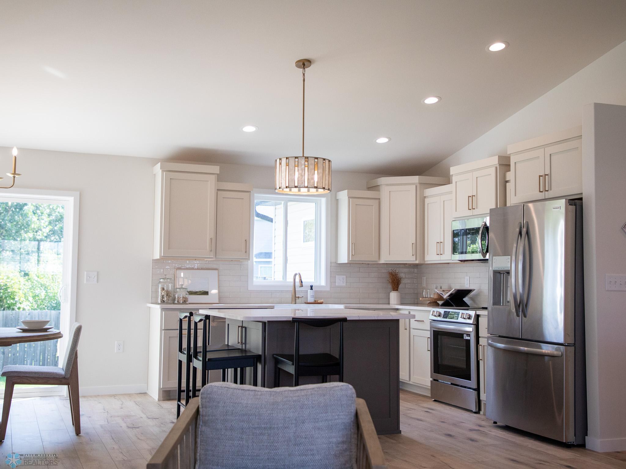 3612 Decorah Way South Fargo, ND 58104 - Photo 31 of 55