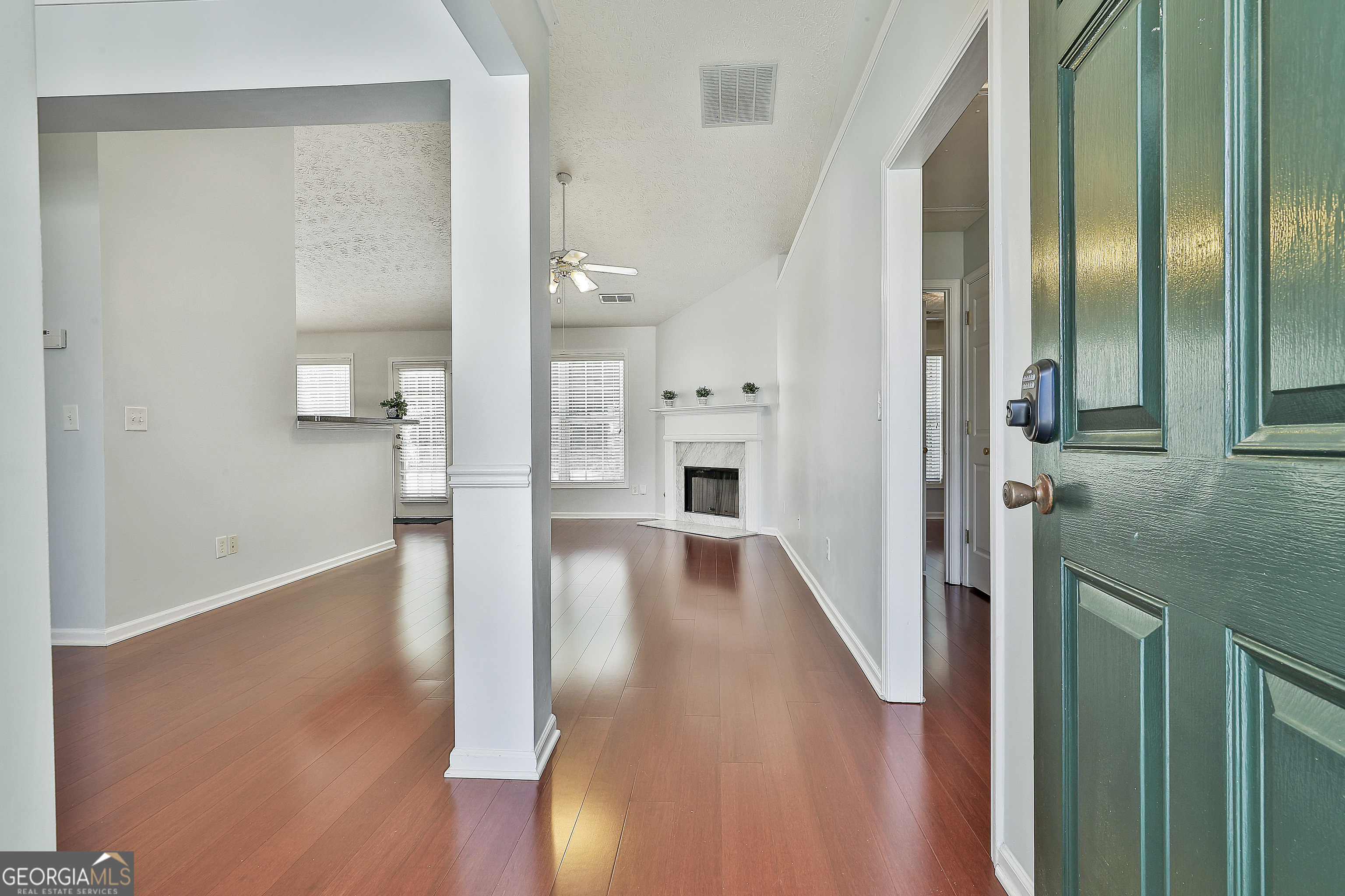 14 Tillbrook Trail Newnan, GA 30265 - Photo 3 of 27