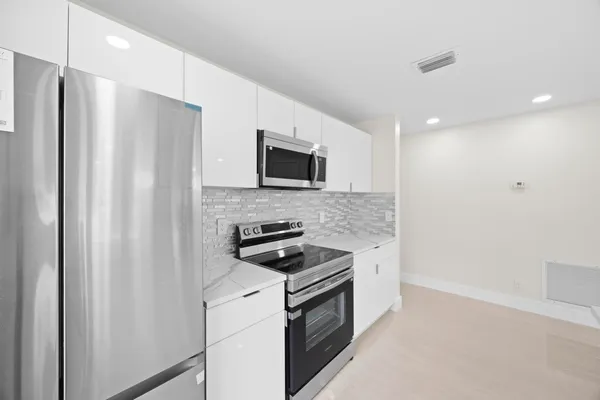 $2,450 | 5664 Boynton Crescent, Boynton Beach, FL 33437