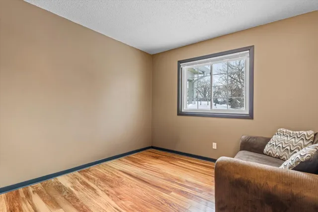 $195,900 | 4040 Maureen Drive Northeast, Unit 202, Columbia Heights, MN 55421