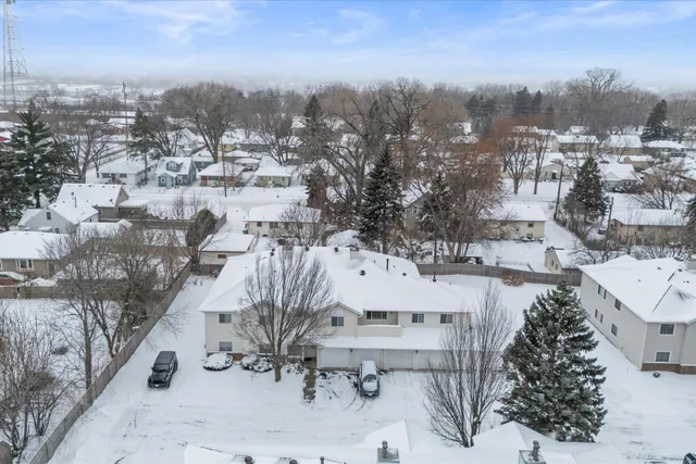 $195,900 | 4040 Maureen Drive Northeast, Unit 202, Columbia Heights, MN 55421