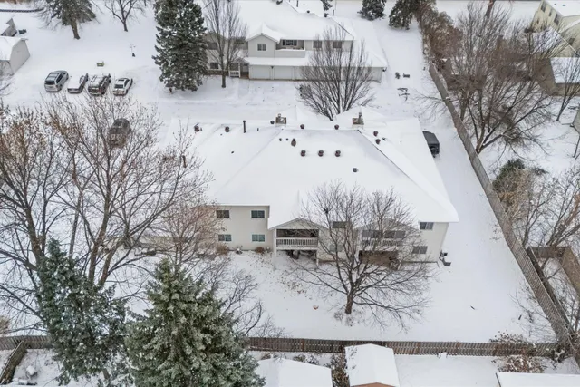 $195,900 | 4040 Maureen Drive Northeast, Unit 202, Columbia Heights, MN 55421