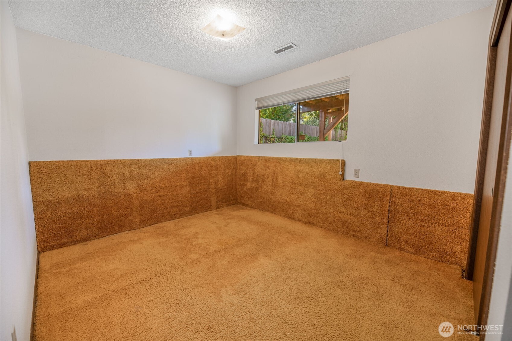 817 South 28th Court Renton, WA 98055 - Photo 24 of 40