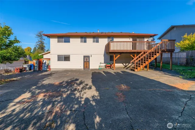 $699,950 | 817 South 28th Court, Renton, WA 98055