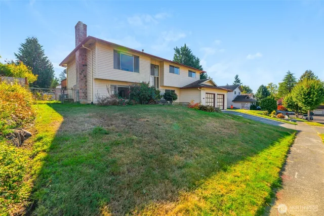 $699,950 | 817 South 28th Court, Renton, WA 98055
