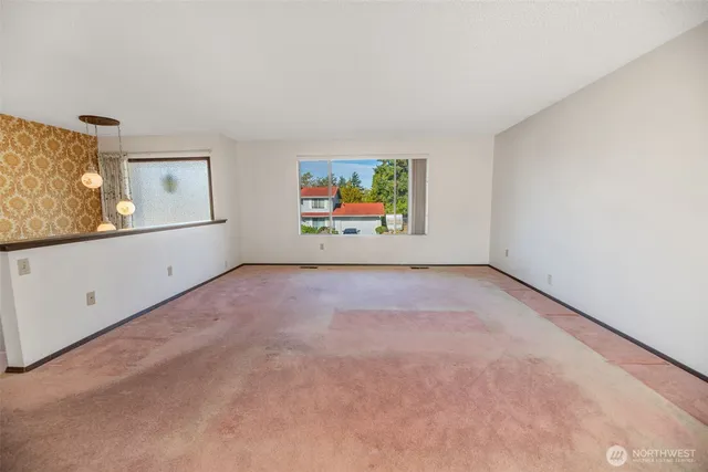 $699,950 | 817 South 28th Court, Renton, WA 98055