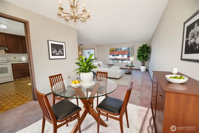 $699,950 | 817 South 28th Court, Renton, WA 98055