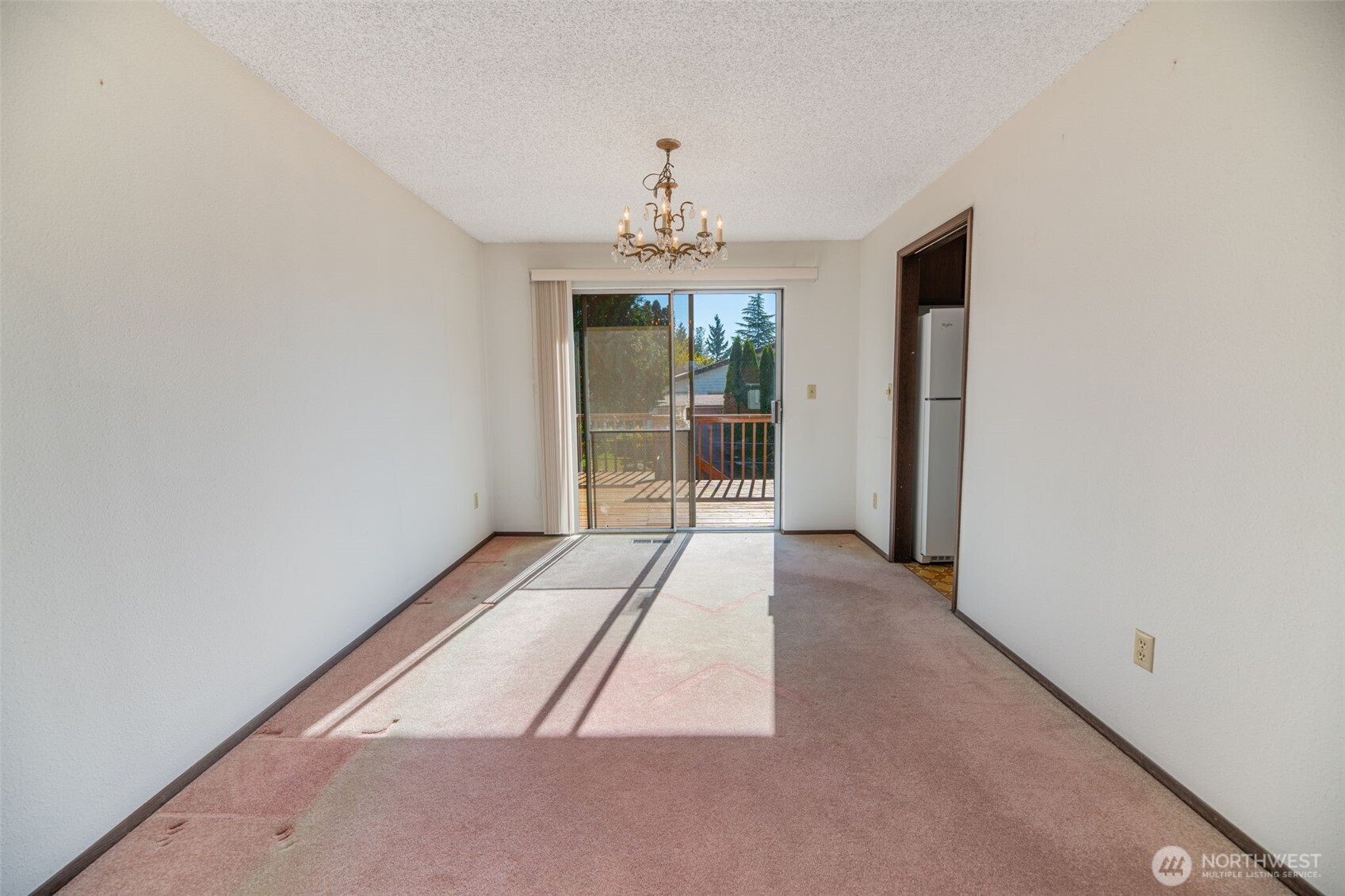 817 South 28th Court Renton, WA 98055 - Photo 10 of 40