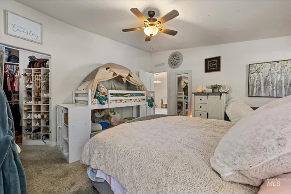 $449,900 | 17 Mountain Meadow Way, Boise, ID 83716