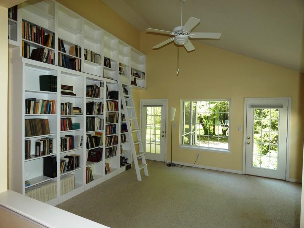 5022 Melbourne Road Indianapolis, IN 46228 - Photo 8 of 15 Gallery Image 8