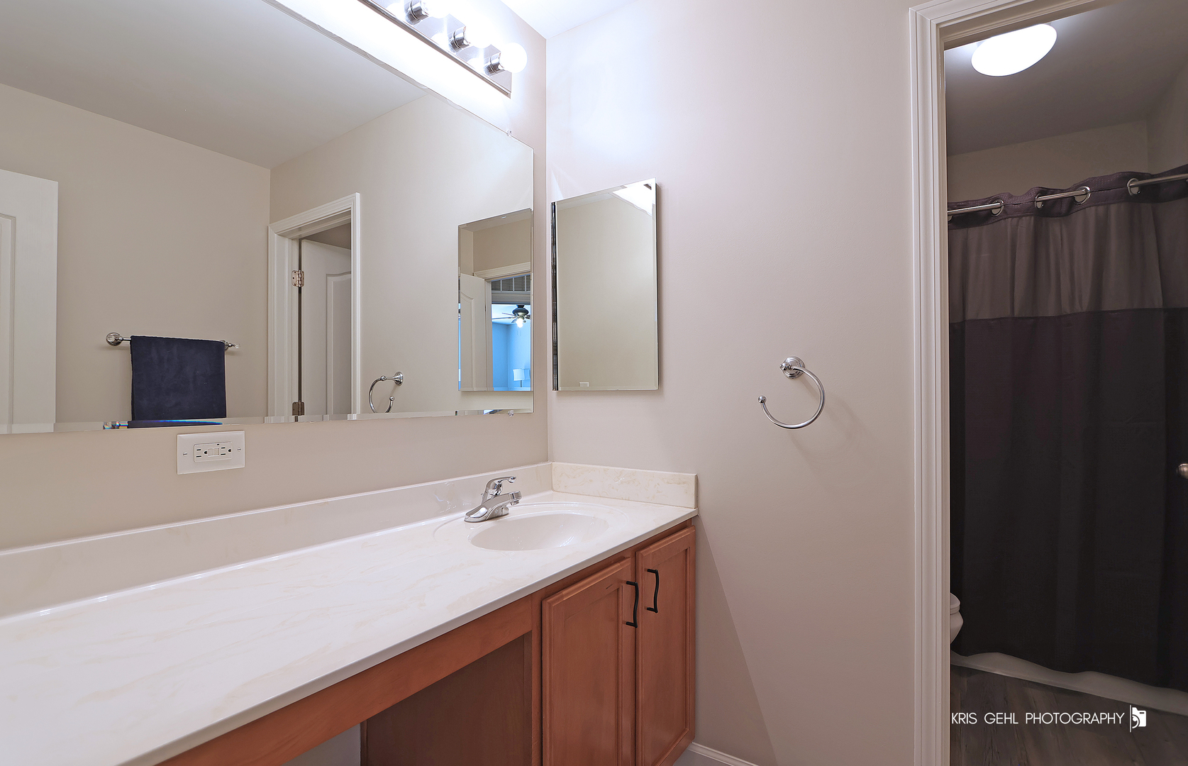 2800 Sweet Clover Way Wauconda, IL 60084 - Photo 22 of 32 a bathroom with a sink vanity and a mirror