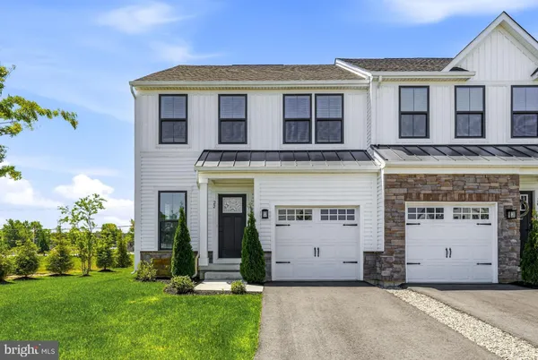 $625,000 | 22 Cinnamon Lane, Mount Laurel, NJ 08054