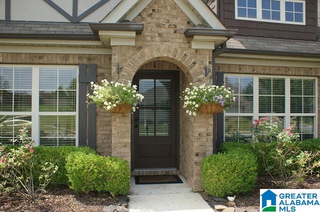 1009 Sapphire Street Calera, AL 35040 - Photo 2 of 24