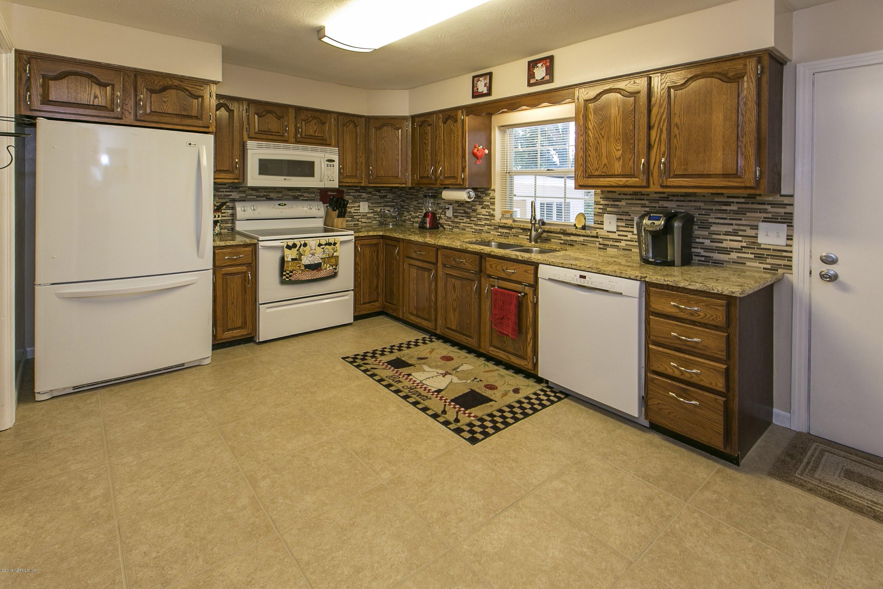 1905 Samontee Road Jacksonville, FL 32211 - Photo 4 of 19 Kitchen
