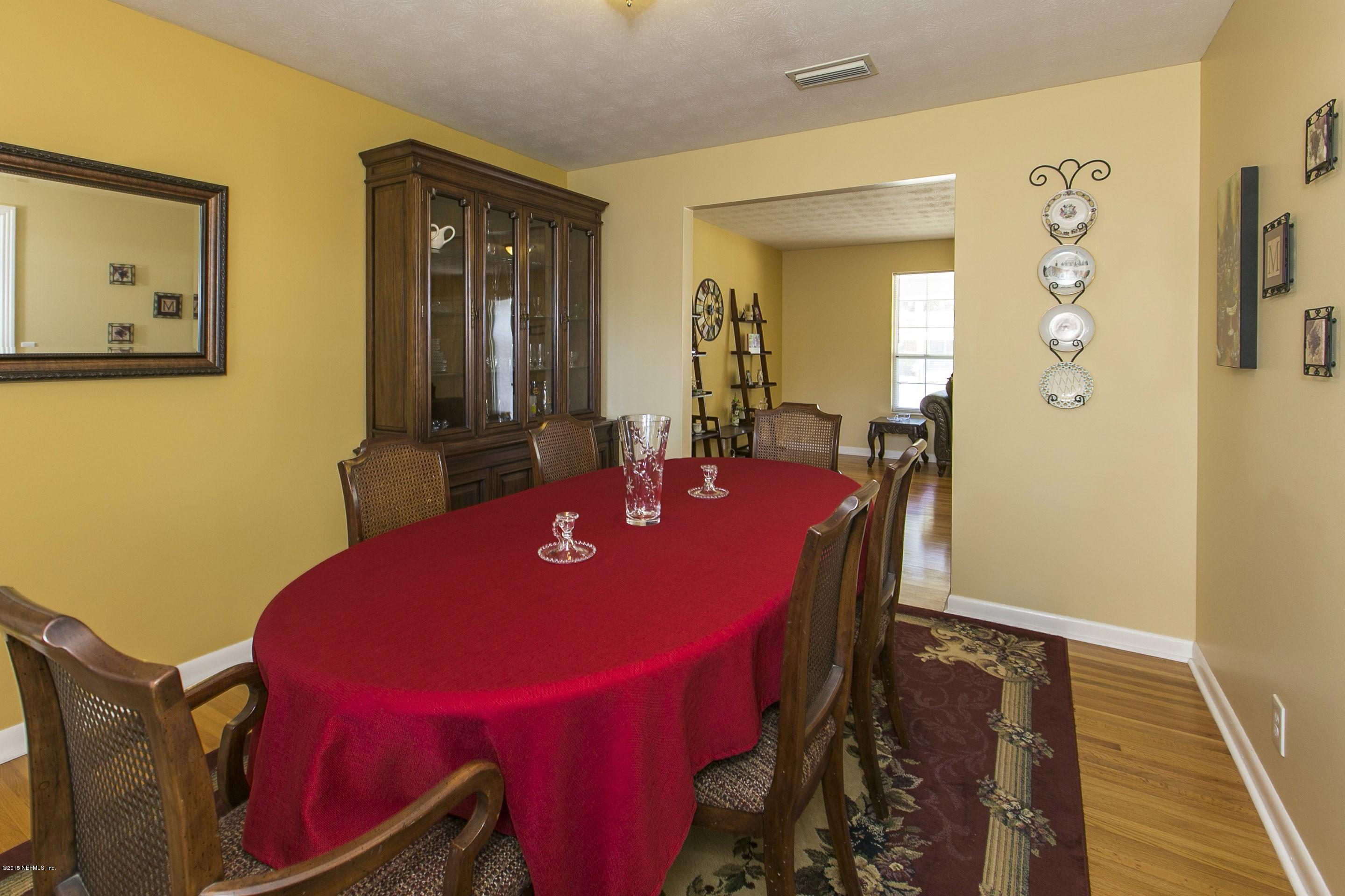1905 Samontee Road Jacksonville, FL 32211 - Photo 5 of 19 Dining Room