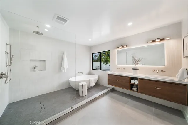 $3,750,000 | 10722 Adams Circle, Villa Park, CA 92861