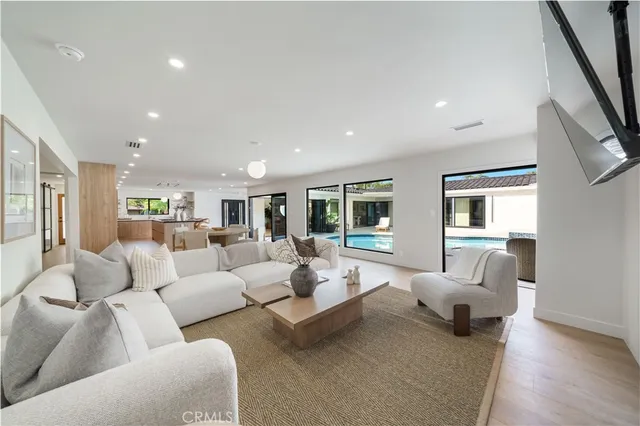 $3,750,000 | 10722 Adams Circle, Villa Park, CA 92861