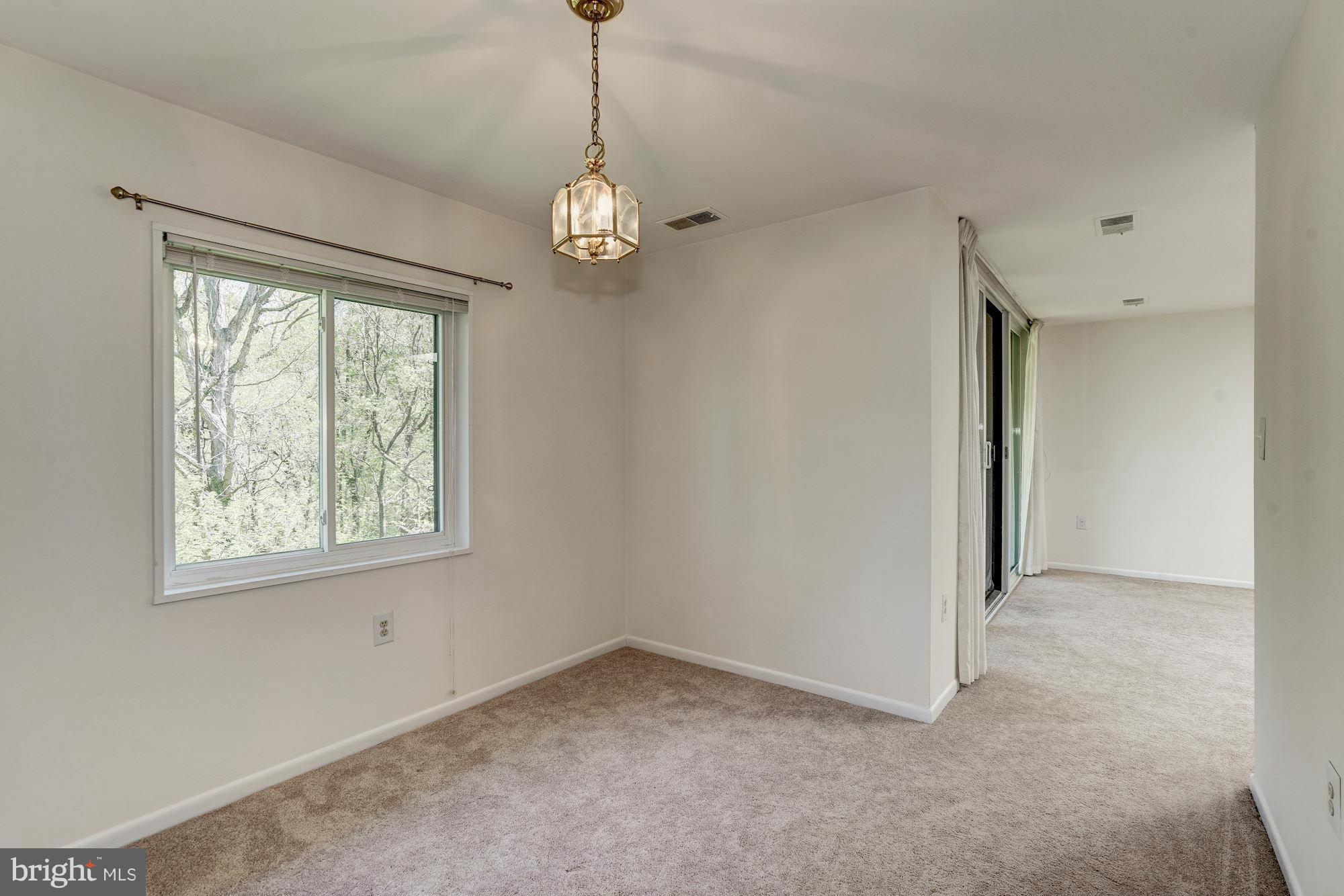 1429 Northgate Square, Unit 32B Reston, VA 20190 - Photo 7 of 29 Dining Room