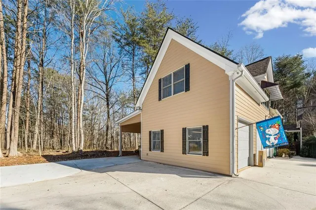 $1,400 | 4640 Chestatee Pointe Road, Gainesville, GA 30506