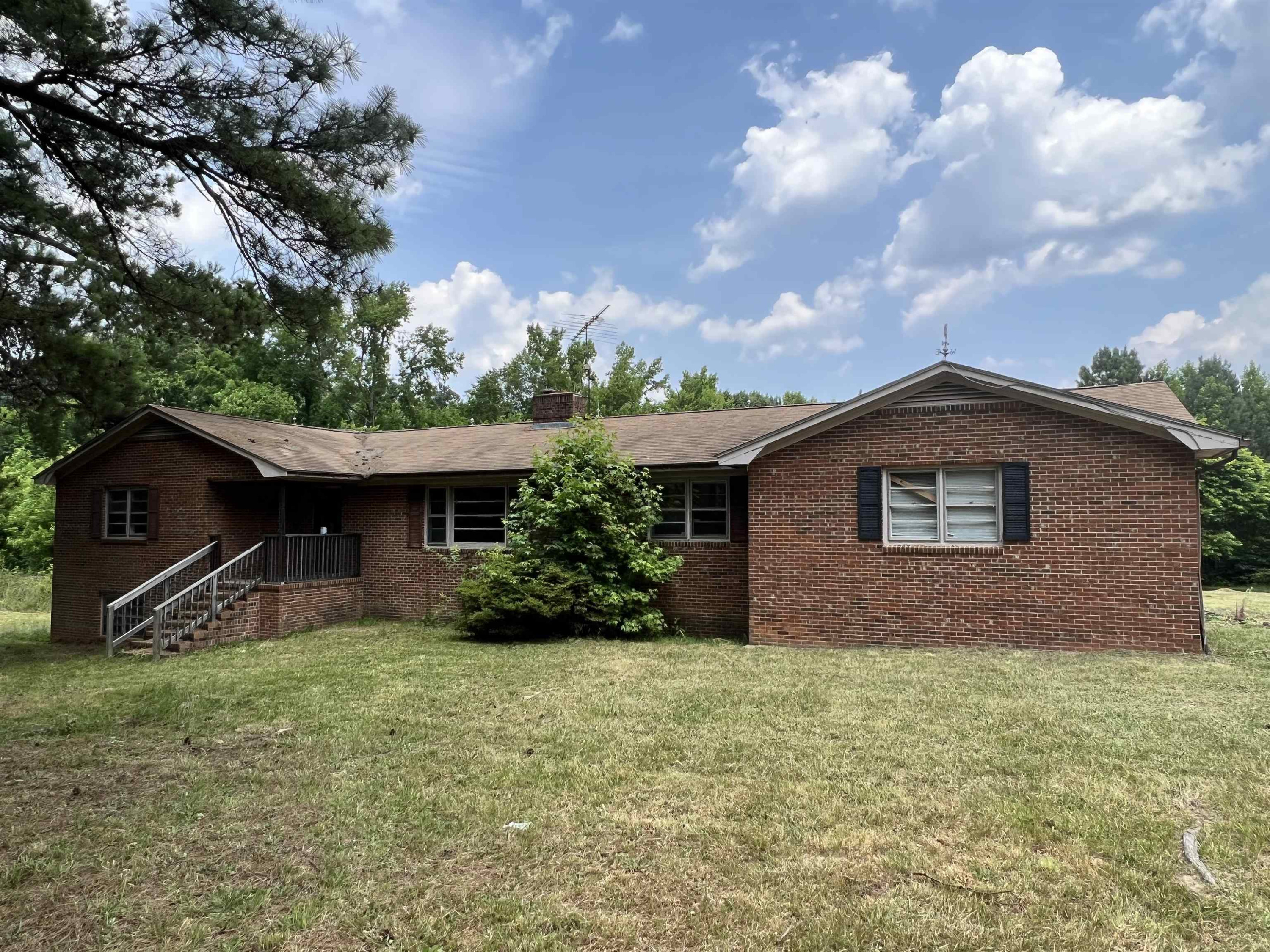 1304 Ridgeway - Drewry Road Manson, NC 27553 - Photo 2 of 17 Photo 2