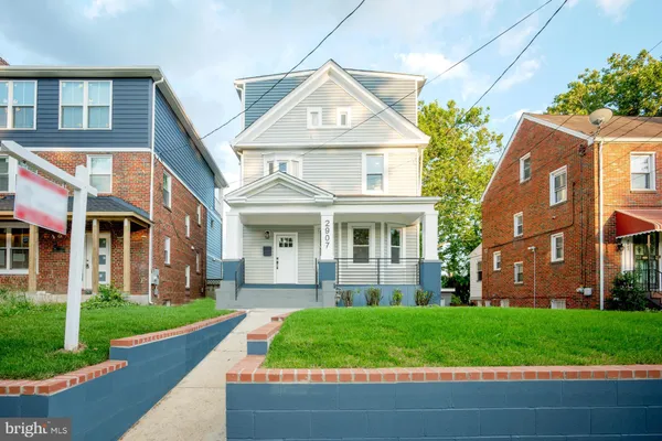 $929,000 | 2907 Carlton Avenue Northeast, Washington, DC 20018