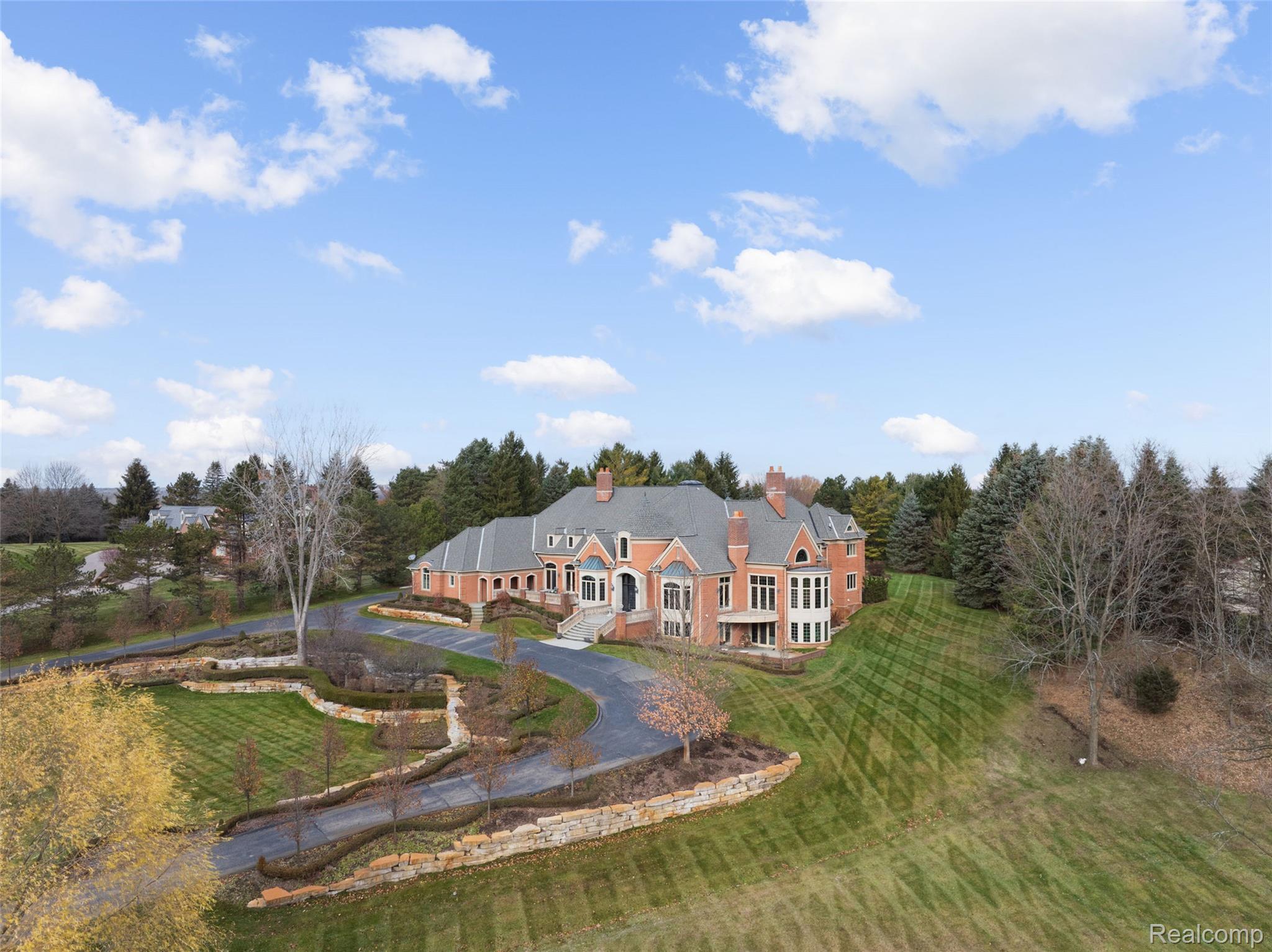 5165 Abbey Drive Rochester, MI 48306 - Photo 43 of 66 5156 Abbey 05.jpg